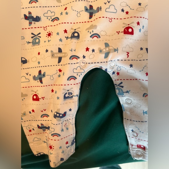 Adorable Kissy Kissy onesie from Nordstrom- 0-3months- never worn - Picture 4 of 6